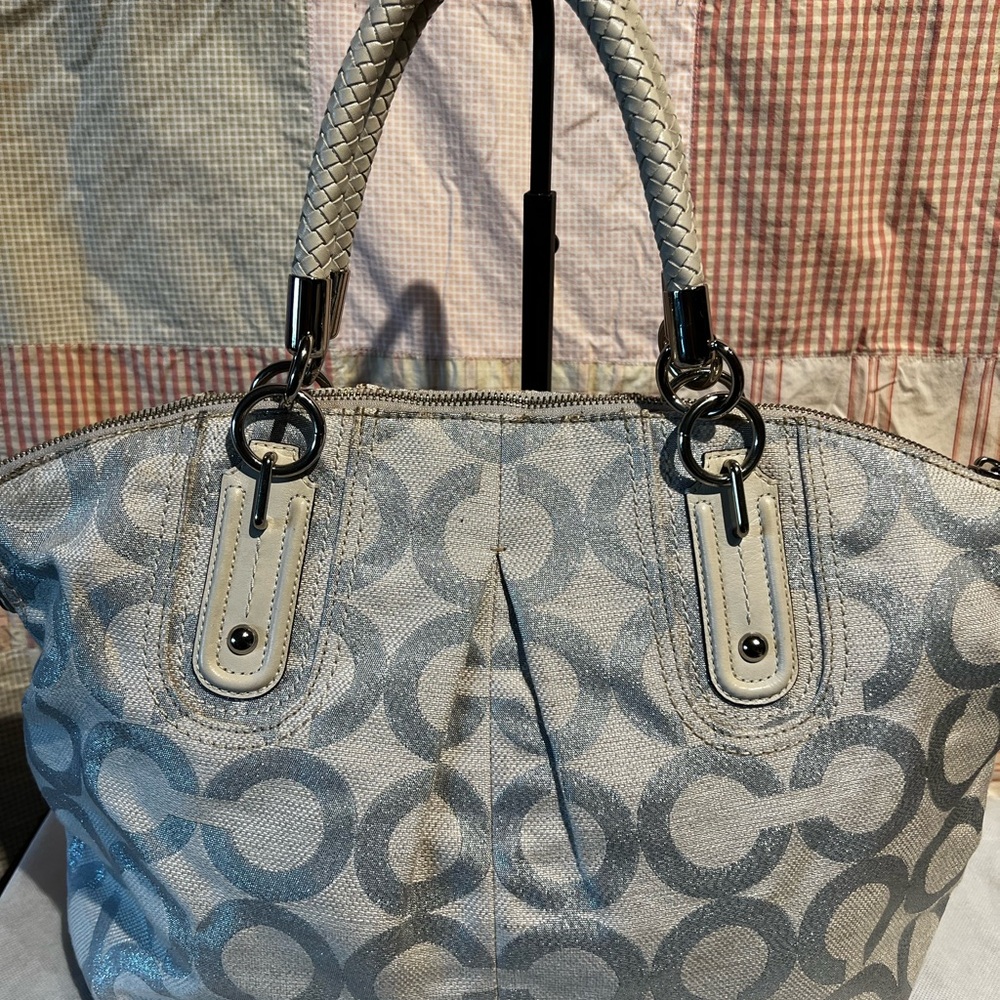 Coach Signature Floral Appliqué Madison Sophia satchel in Light Gray - Picture 2 of 12